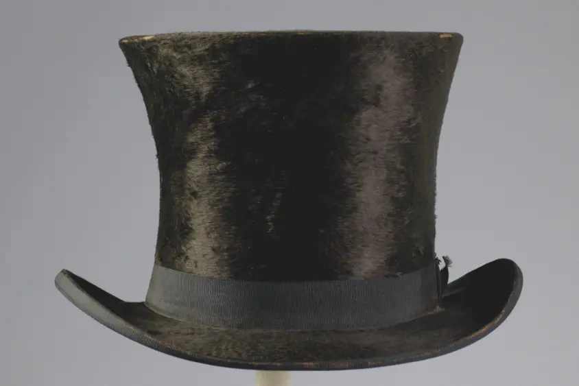 bcn-20251116-tophatmet-01-scaled428940