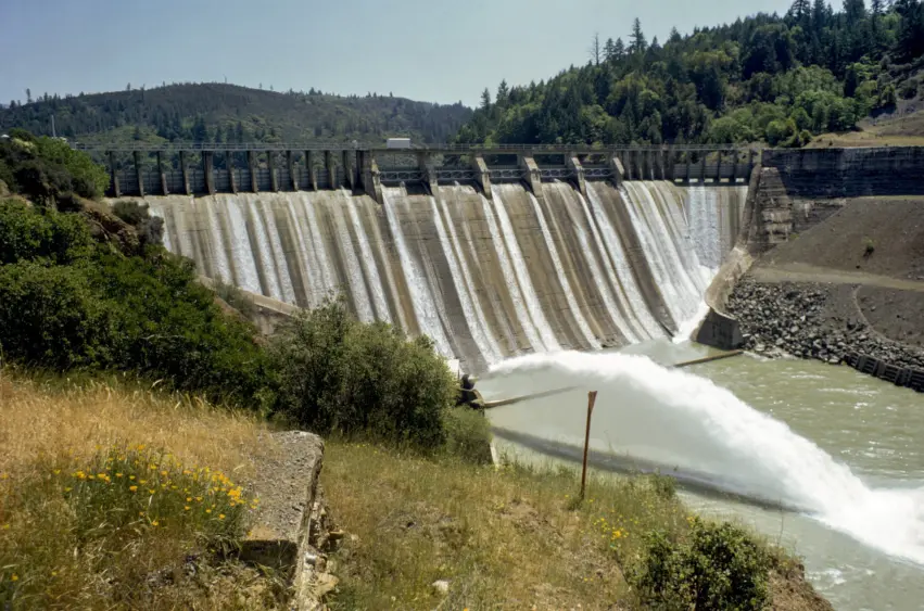 bcn-20240418-scottdam-01-scaled791348