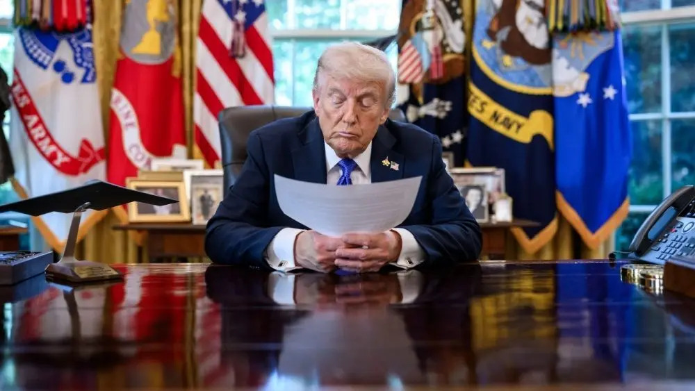 President Donald Trump receives an update from Secretary of State Marco Rubio on the U.S. peace plan for Gaza in the Oval Office^ Friday^ October 3^ 2025 - USA (Official White House Photo by Molly Riley)