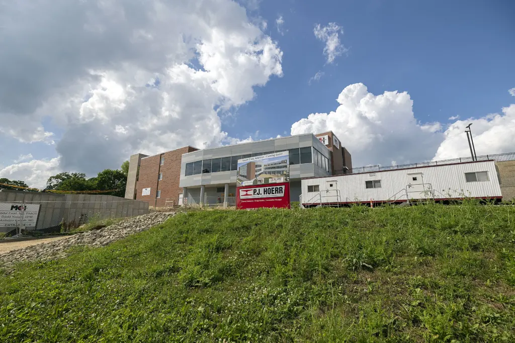 hbd7vizqbbbinayhgfqhrywxwu