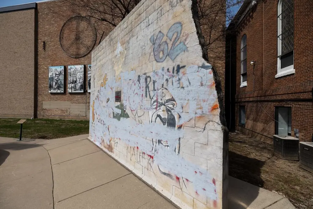 ab3pvdbfkzhkbolmqa3mhzqxz4697505