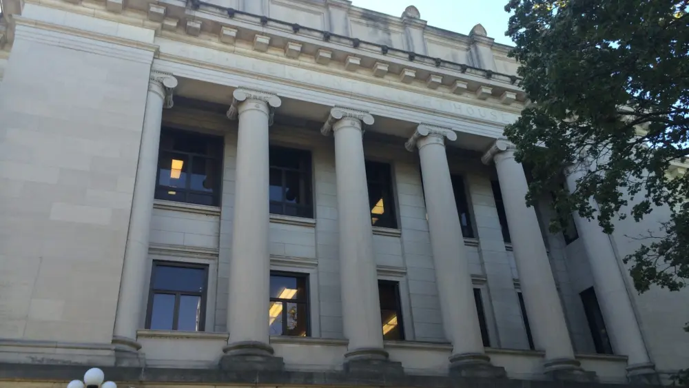 lee-county-courthouse-old