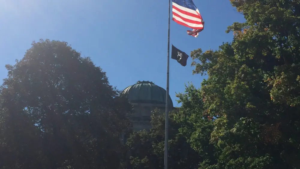 lee-county-courthouse-old-distance