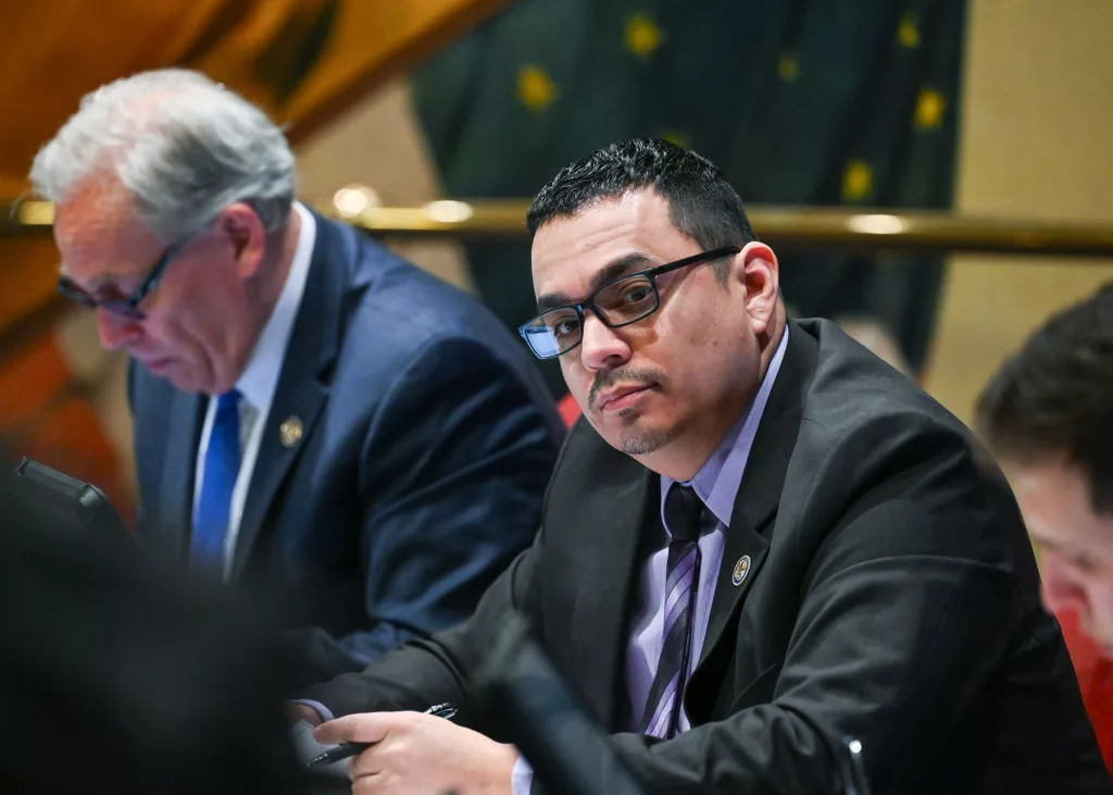 xt3utgirwzcuvlvy4mz3u5zz3i-2