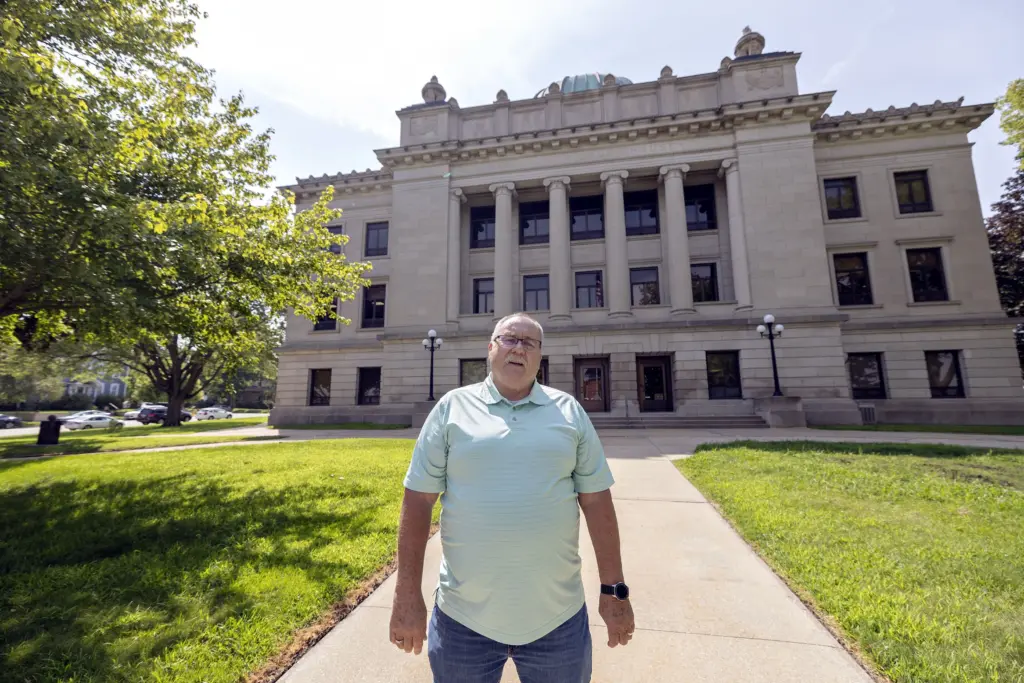 4xzjhkieb5d6fp5tpoefsin7iq