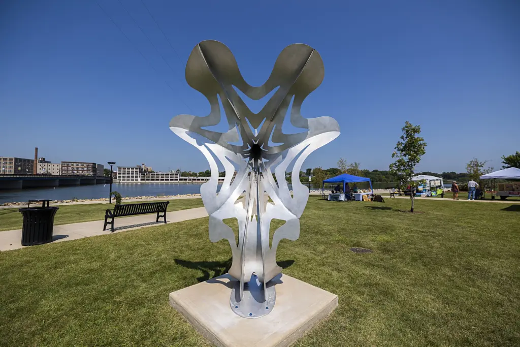 kdhp3rdw5jhhpole7m52pbbq5q