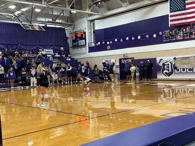 dixon-vb-2025-senior-night