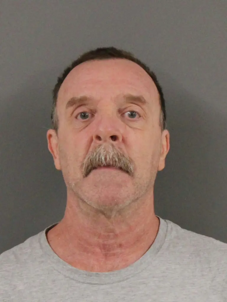 uyqaaxnyzne7lld4zxdtxzqm6i352361