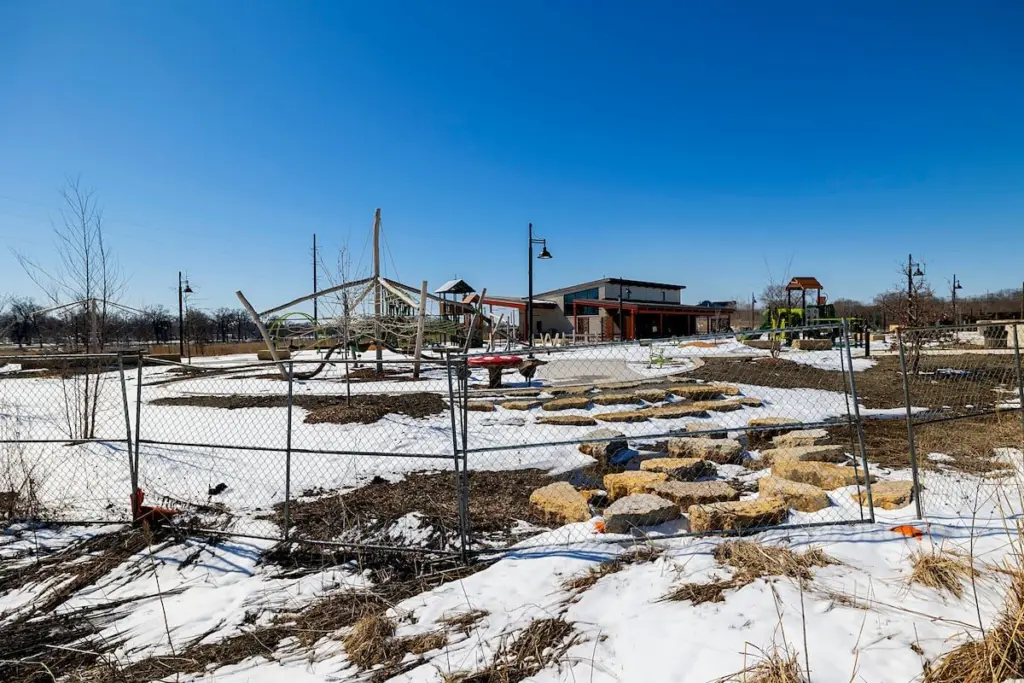 5vo73wmxzjemrdsgb3e5j4i37u213852