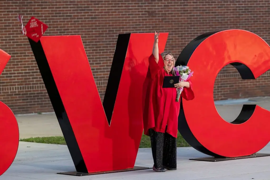 bzfez42mcjfgray3yx5ag37itm363572