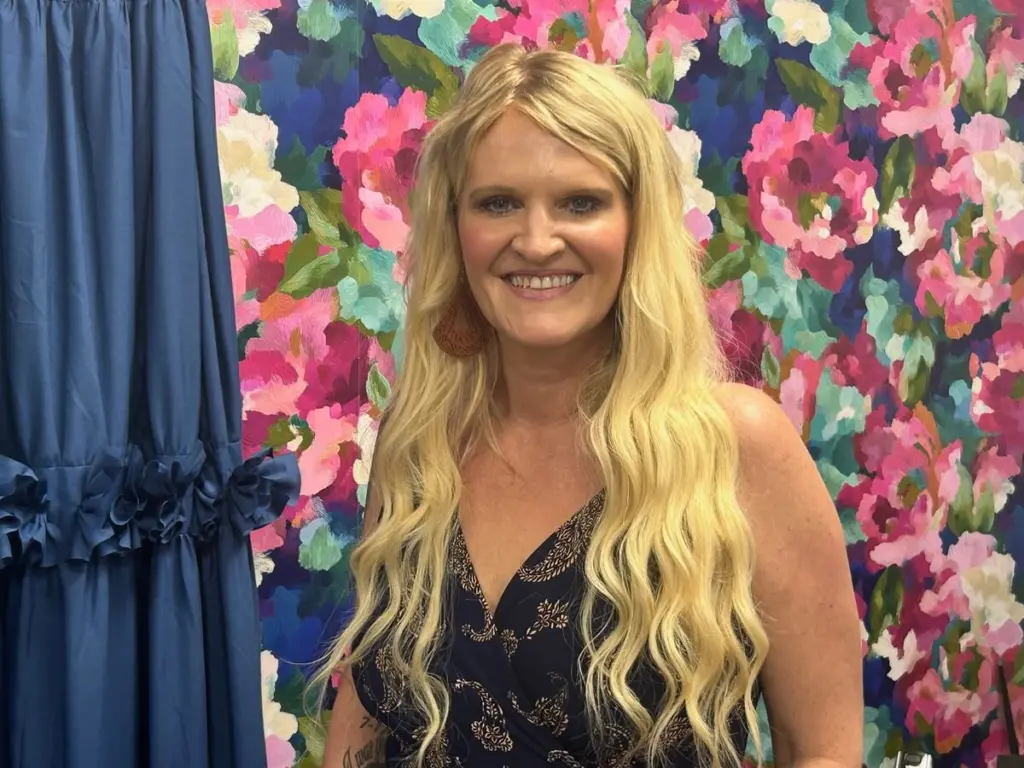 uyhma4wq2vhdpaa4ofpznz25ji474838