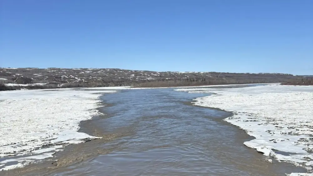 ice-jam-watch-peace-river-bridge-facing-south-jpg