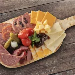 HR-sota-cuterie-board