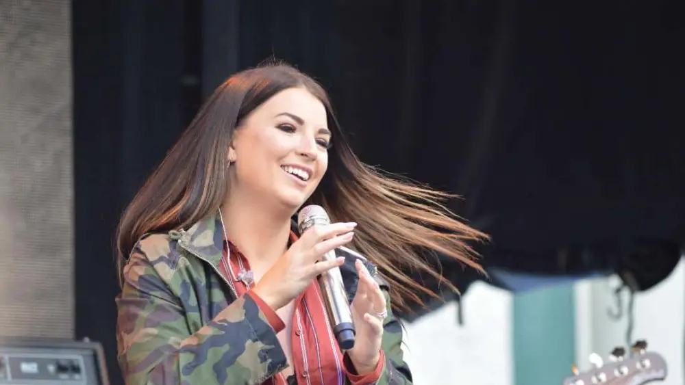 jess-moskaluke