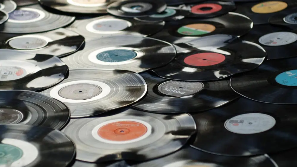 vinyl-gff68123d6_1920