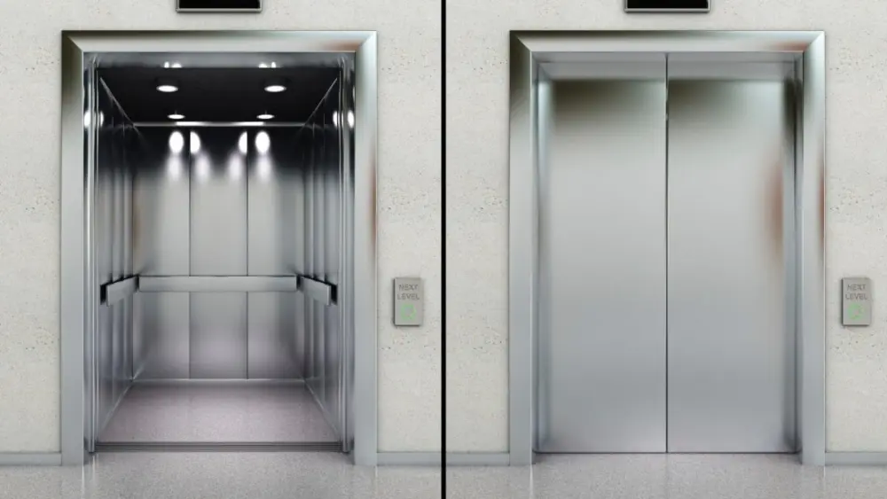ask-2-history-who-invented-the-elevator-istock_000017202421xlarge-2