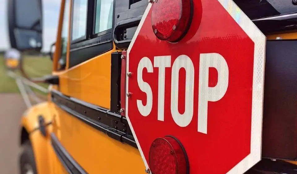 school-bus-lights-jpg-141