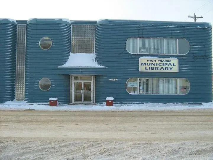 buildingsm_full_720-jpg