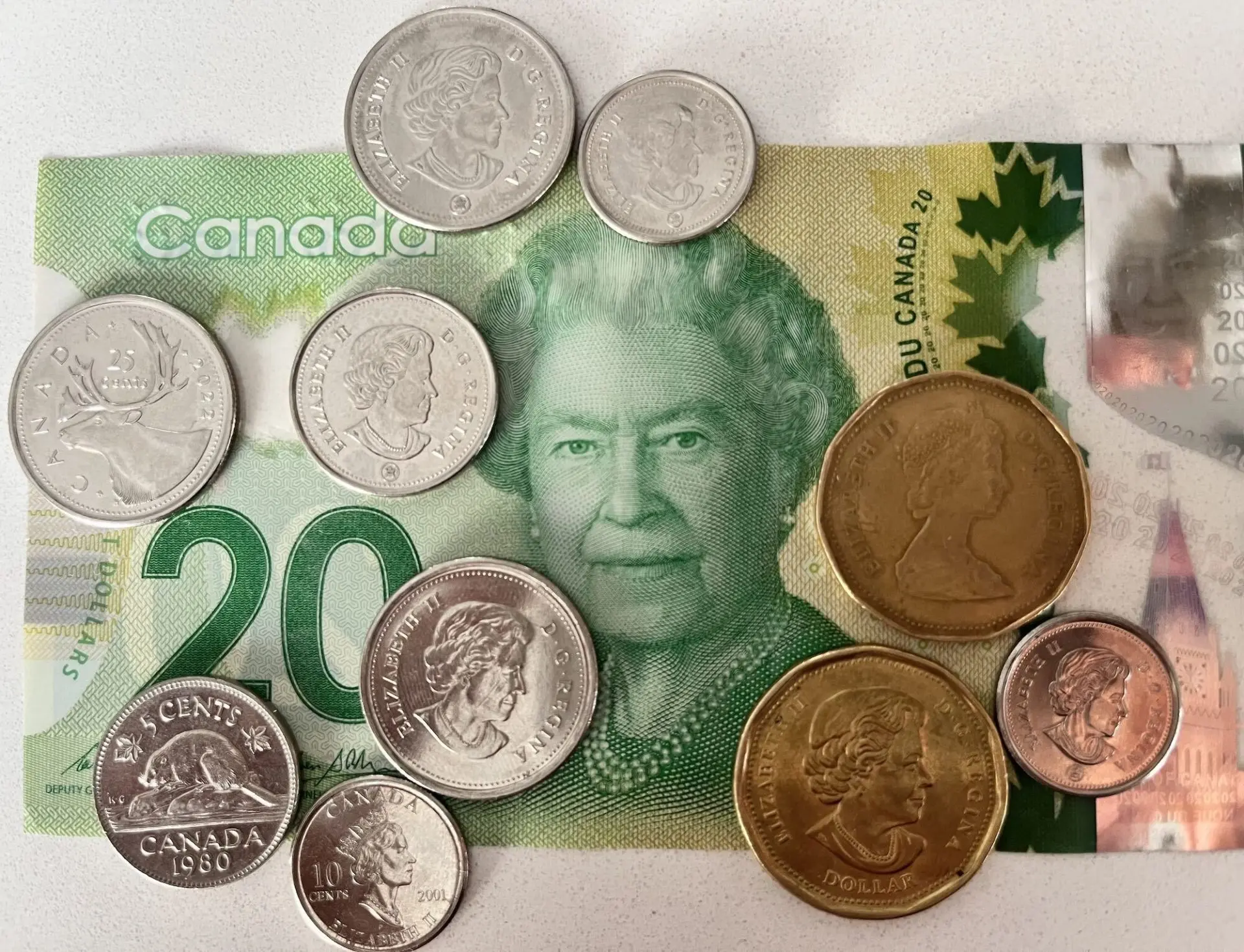 canadian-money
