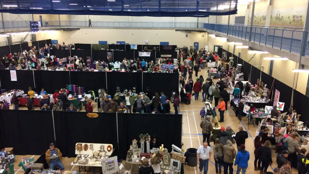 grimshaw-christmas-market-2