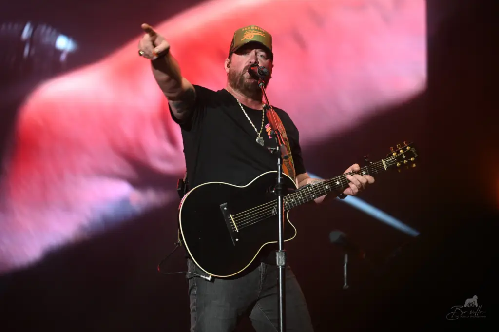 picsart_26-04-14_22-06-13-3982