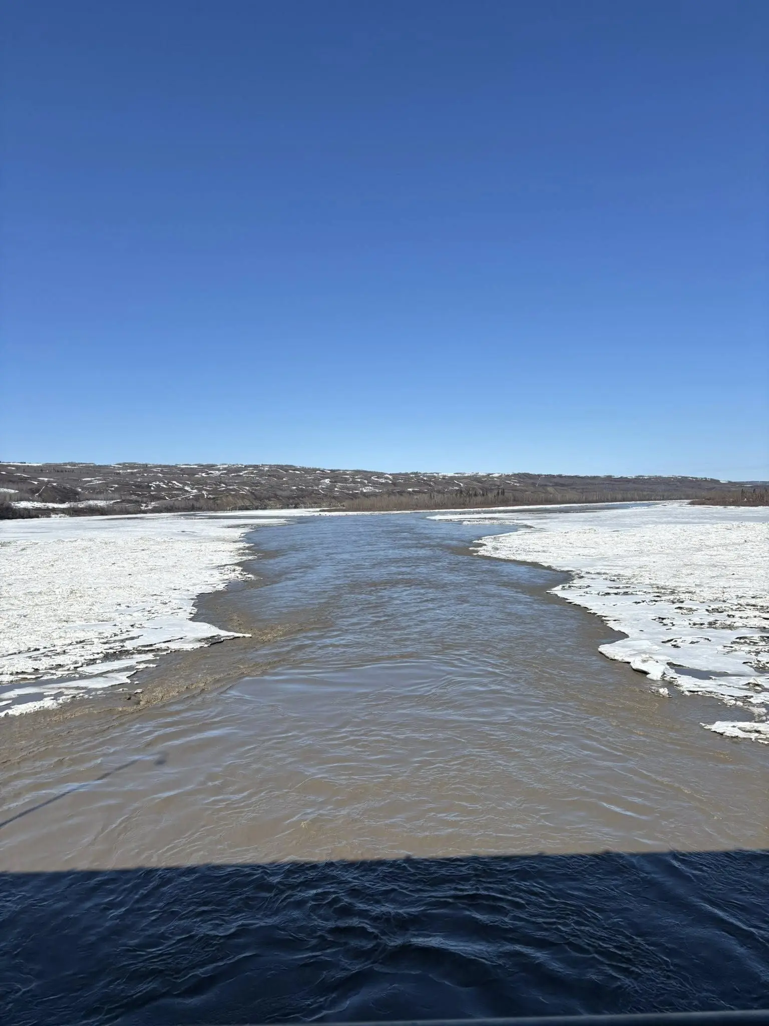 ice-jam-watch-peace-river-bridge-facing-south