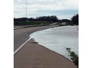 us-50-flooded