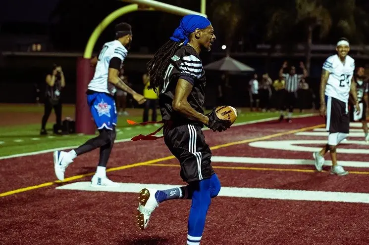 snoop-dogg-football-athletes-vs-cancer-by-tyler-hagen