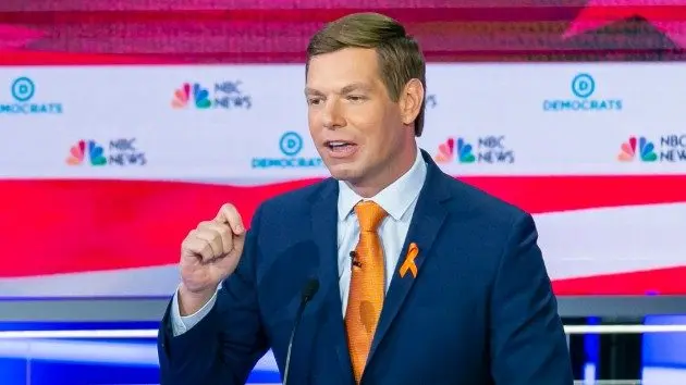 getty_62819_swalwelldebateguns