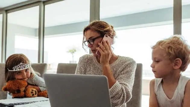 istock_070219_workingmoms