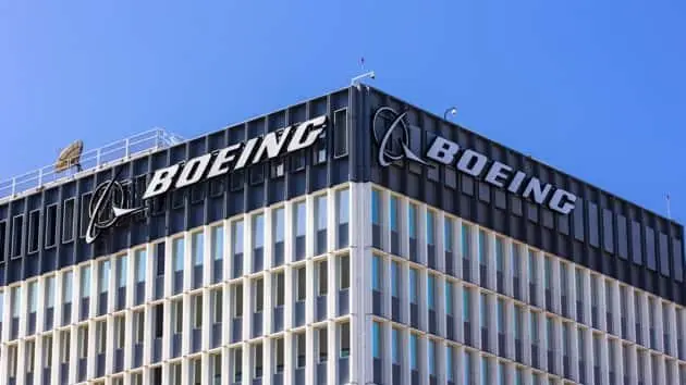 istock_070319_boeing