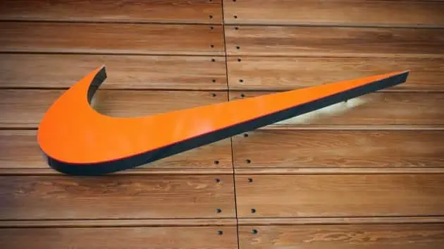 istock_071219_nikesothebys