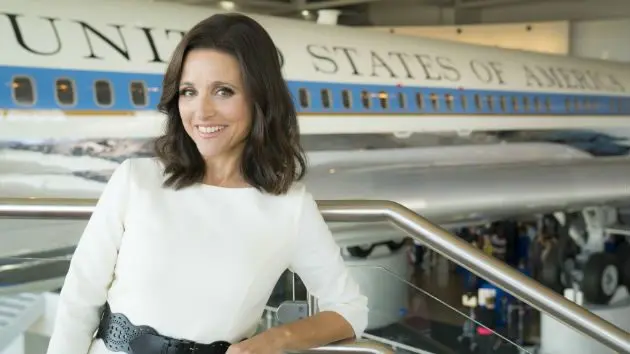 e_julialouisdreyfuss_052118-4