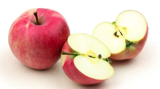 istock_072419_appleeating