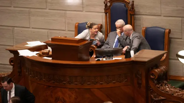 news_missouristatesenate_91225715008