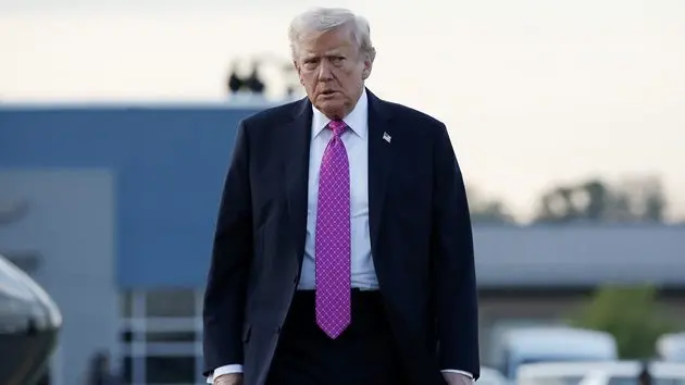 g_trump3_091825728785