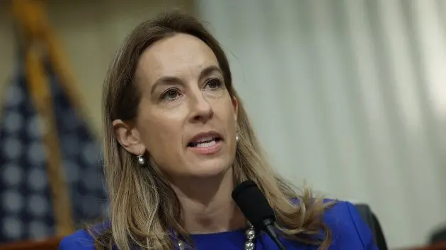 getty_mikiesherrill_092625927443