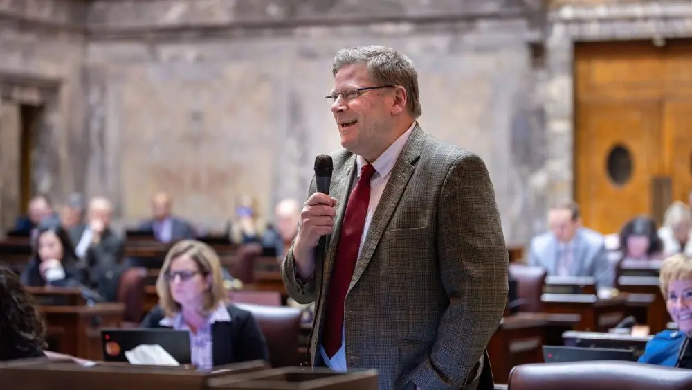 senator-mike-chapman-2025-e1743457360709