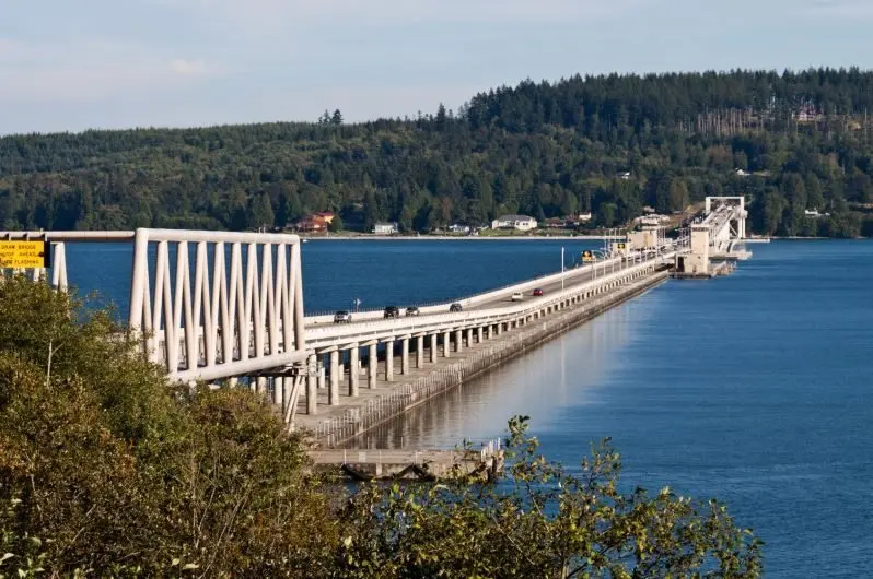 hood-canal-bridge-2