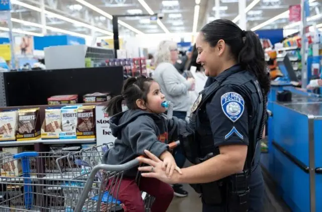 shop-with-a-hero-2-jesse-major-e1701728594646