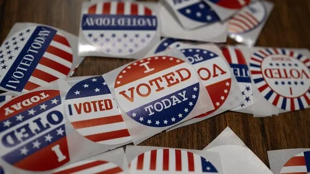 early-voters-go-to-the-polls-in-wisconsin