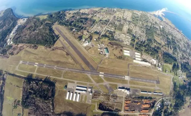 fairchild-airport-photo-tom-roorda-e1684874262913