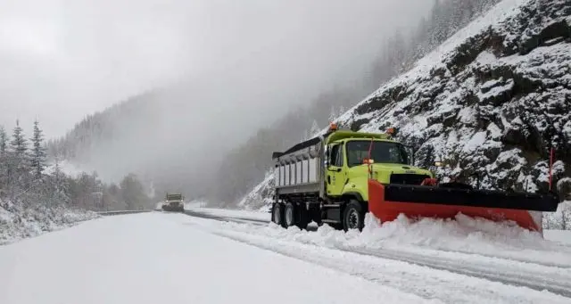 snow-plows-e1573083332519