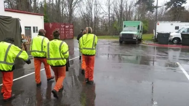 female-chain-gang-e1578359958750