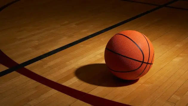 getty_22222_basketballcourt