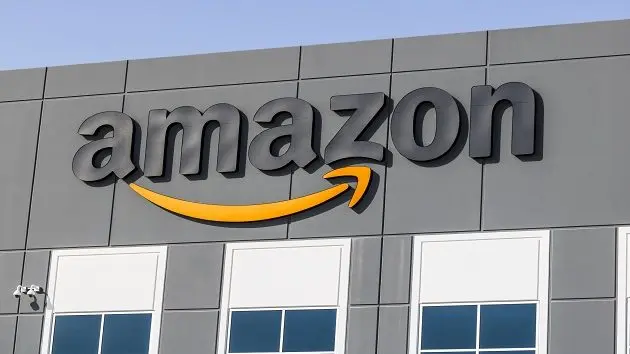 amazon-com-fulfillment-center-amazon-is-the-largest-internet-based-retailer-in-the-united-states-v