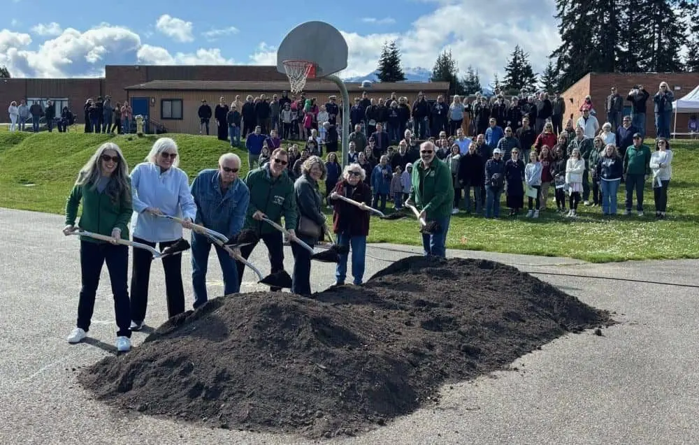 stevens-middle-school-groundbreaking-e1749665032385