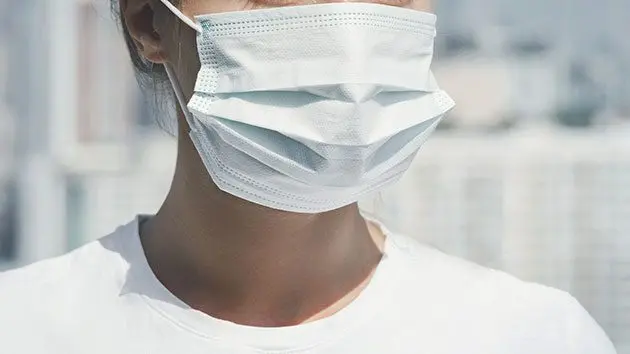 111718_thinkstock_facemask