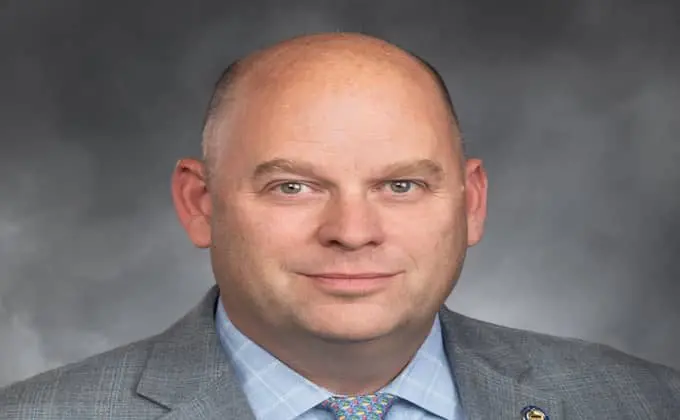 sen-drew-macewen-r-35