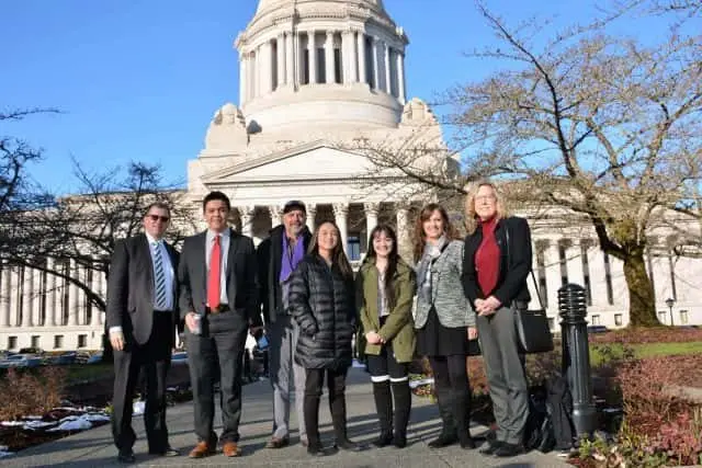 students-2-e1550012523942